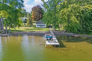 28195 Blackberry Ln, Sturgis, MI 49091 - Photo 11