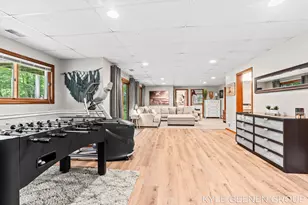 208 Chicago Ave, Holland, MI 49424 - Photo 35