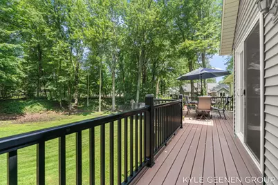208 Chicago Avenue, Holland, MI 49424 - Photo 47