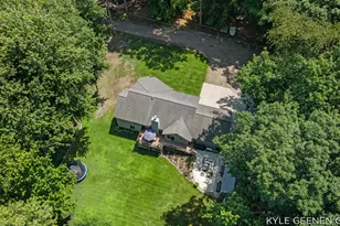 208 Chicago Ave, Holland, MI 49424 - Photo 49