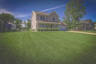 7677 Stermer Dr, Kalamazoo, MI 49048 - Photo 3