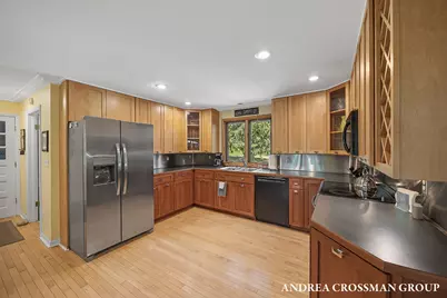 2056 Lakeshore Drive, Fennville, MI 49408 - Photo 15