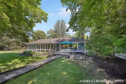 2056 Lakeshore Drive, Fennville, MI 49408 - Photo 3
