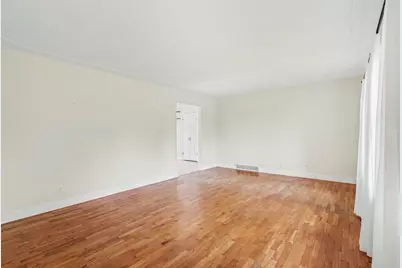 916 Sherwood Road, Muskegon, MI 49441 - Photo 5