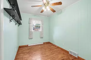 916 Sherwood Rd, Muskegon, MI 49441 - Photo 17