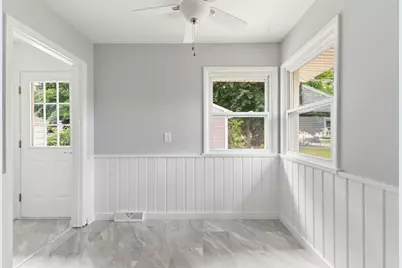 619 Fall Street, Spring Lake, MI 49456 - Photo 9