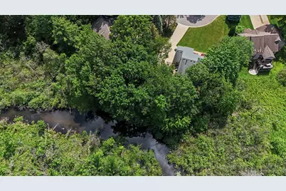 8690 Scenic Bluff Lane, White Lake, MI 48386 - Photo 25