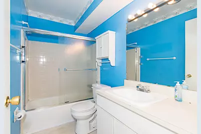714 Garland Circle #E, Kalamazoo, MI 49008 - Photo 11
