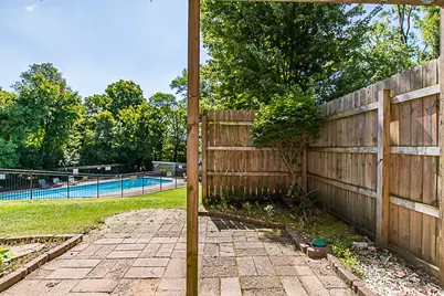 714 Garland Circle #E, Kalamazoo, MI 49008 - Photo 3