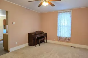 315 E Center St, Concord, MI 49237 - Photo 7