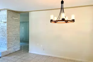 3031 Country Club Dr, Muskegon, MI 49441 - Photo 9