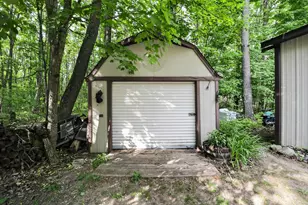 4087 Hillandale Cir, Elmira, MI 49730 - Photo 31
