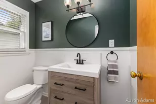 1925 Emerald Ave NE, Grand Rapids, MI 49505 - Photo 15