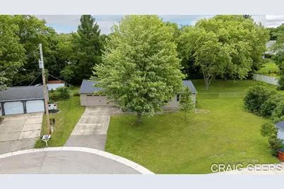 2864 Mustang Court NE, Grand Rapids, MI 49525 - Photo 11
