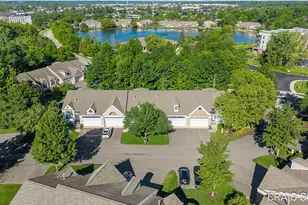 2521 Forest Bluff Dr SE, Grand Rapids, MI 49546 - Photo 5