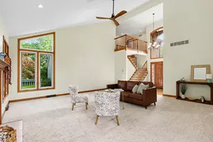 5090 Abbeydale Dr SE, Grand Rapids, MI 49546 - Photo 9
