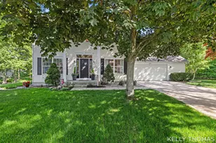 5892 Powderhorn Ct SW, Wyoming, MI 49418 - Photo 3