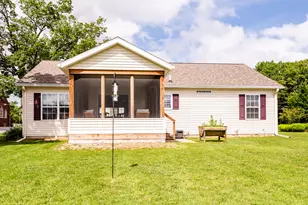 9077 Third St, Baroda, MI 49101 - Photo 7