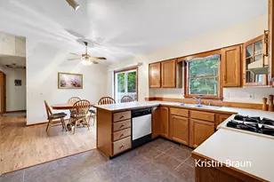 1851 N Sheridan Rd, Muskegon, MI 49445 - Photo 5