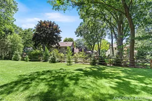 166 Wynwood Ct, Holland, MI 49424 - Photo 11