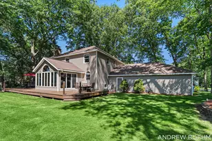 166 Wynwood Ct, Holland, MI 49424 - Photo 5