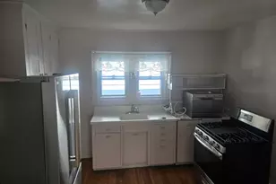 917 Forestdale Rd, Royal Oak, MI 48067 - Photo 5