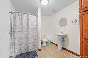 9760 Jade Dr, Allendale, MI 49401 - Photo 37