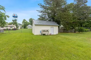 347 E Gardner St, Sparta, MI 49345 - Photo 27