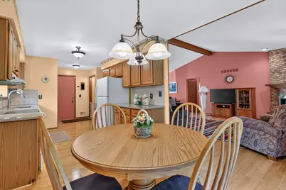 34555 Dover Avenue, Livonia, MI 48150 - Photo 9