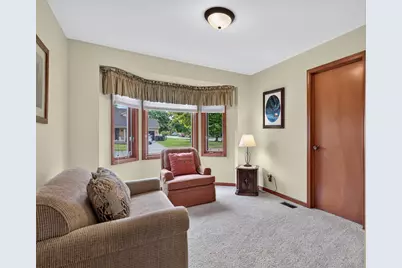 34555 Dover Avenue, Livonia, MI 48150 - Photo 23