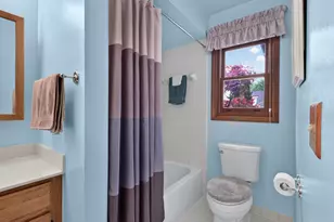 34555 Dover Ave, Livonia, MI 48150 - Photo 21