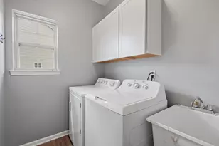 24091 Hemlock Dr, Flat Rock, MI 48134 - Photo 19