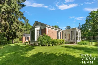 2089 Robinson Road SE, Grand Rapids, MI 49506 - Photo 57