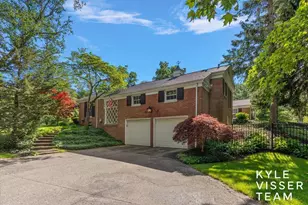 2089 Robinson Rd SE, Grand Rapids, MI 49506 - Photo 65