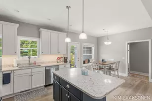 349 Parkside Ln, Douglas, MI 49406 - Photo 13