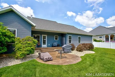 349 Parkside Lane, Douglas, MI 49406 - Photo 5