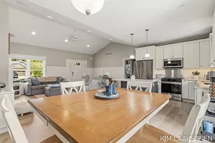 349 Parkside Ln, Douglas, MI 49406 - Photo 17