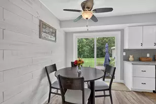 1371 Beckwith Ave NE, Grand Rapids, MI 49505 - Photo 13