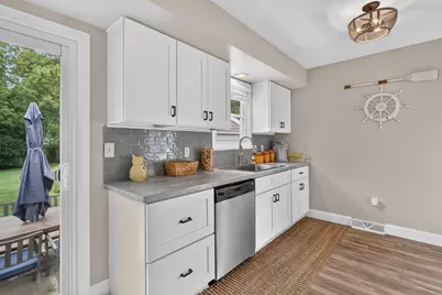 1371 Beckwith Avenue NE, Grand Rapids, MI 49505 - Photo 39
