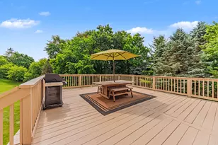 5542 Deer Run Ln, Dexter, MI 48130 - Photo 23