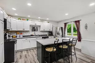 1100 Orchard Dr, Three Rivers, MI 49093 - Photo 7