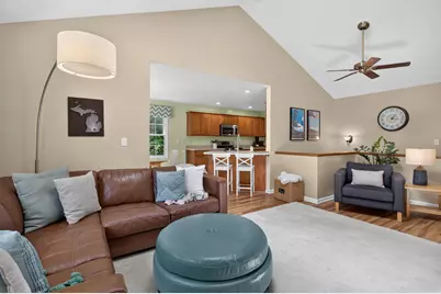 2061 Elwood Boulevard, Spring Arbor, MI 49283 - Photo 9