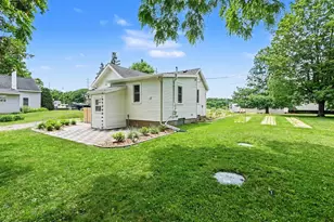 685 S Wagner Rd, Ann Arbor, MI 48103 - Photo 37