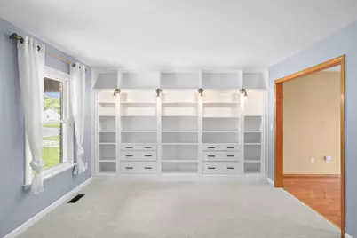 1079 Stamford Road, Ypsilanti, MI 48198 - Photo 11