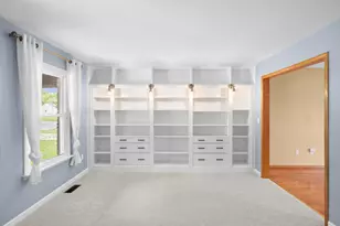 1079 Stamford Rd, Ypsilanti, MI 48198 - Photo 11