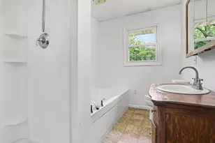 30825 Longnecker Rd, Leonidas, MI 49066 - Photo 11