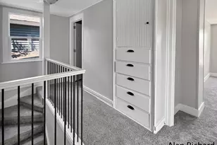 21 Gold Ave NW, Grand Rapids, MI 49504 - Photo 9