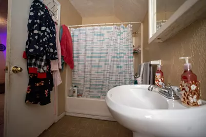 734 N Martin Luther King Jr Boulevard, Lansing, MI 48915 - Photo 9
