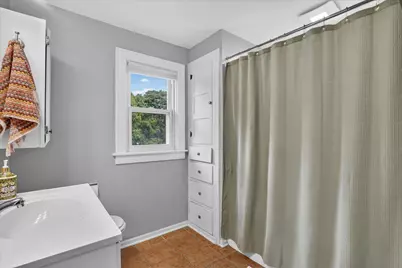 814 N Fairview Avenue, Lansing, MI 48912 - Photo 27