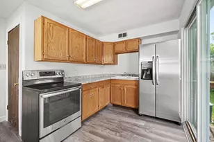 2228 Byrd Dr, Portage, MI 49002 - Photo 7